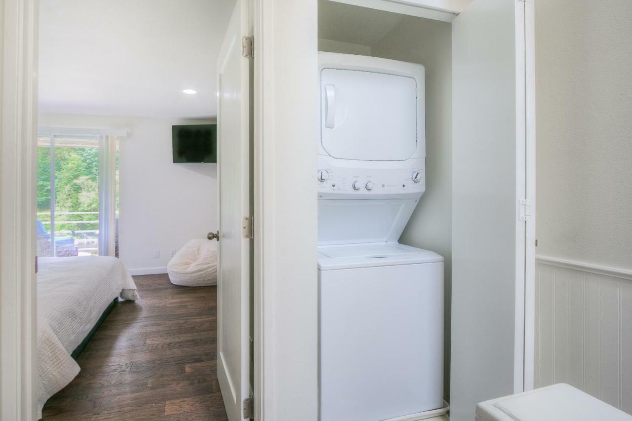 Moon River Suites #1 นอร์ทเบนด์ ภายนอก รูปภาพ